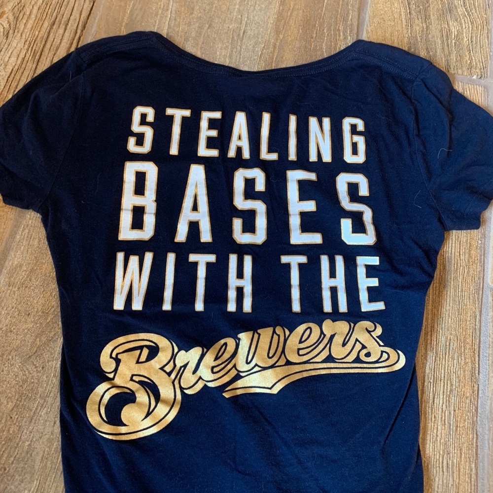 PINK Brewers shirt sleeve T shirt